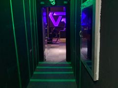 -VR间客漫虚拟现实体验馆(汉街店)