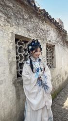 -一揽芳华汉服旗袍体验馆(拙政园店)