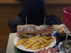 -瑞食酒馆 La Taverne Suisse