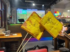 -马路牙子烧烤音乐酒馆(望京店)