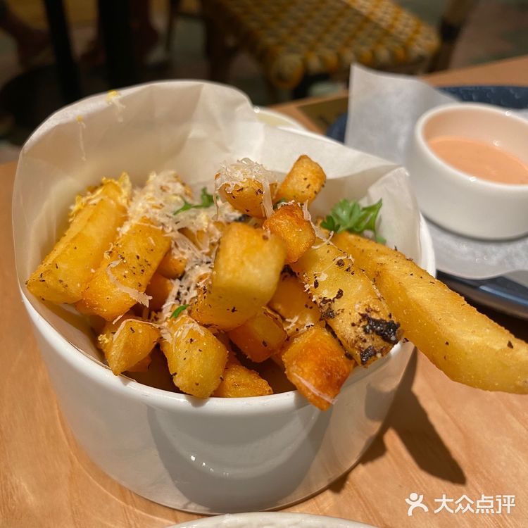 火遍国广的oeat真的真的有这么好吃吗