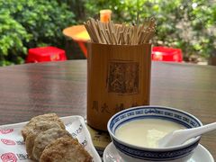 炸墨鱼饼-周大娘牛乳(旧寨古村总店)