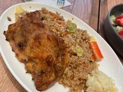 -玛格萝妮比萨屋(四平店)
