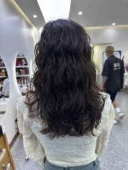 -MOVAN  HAIR莫凡匠人发型屋