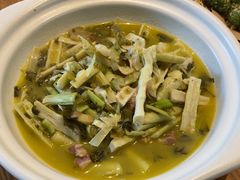 雪菜小野竹笋-食光慢宴·安吉土菜馆