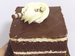 -红宝石·鲜奶小方·海派西点房(金杨店)