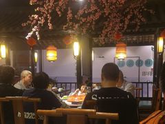 -卢大鲜鱼头捞饭(美利广场店)
