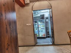 门面-疆里疆外·和田烤肉·清真