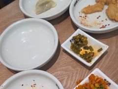 -蒙自源米线大王(东站店)