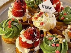 草莓忌廉华夫饼-BE BRIGHT KITCHEN(正佳广场店)