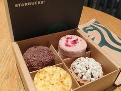 -星巴克(洛阳中州路王府井店)