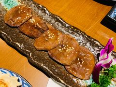 厚切牛舌-魔丼屋(日月光店)