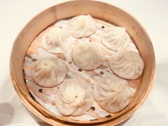 鲜肉小笼-沈大成(南京东路店)