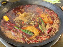-黄潇洒老火锅(九眼桥宏济巷店)