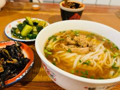 -矮子粉店1985·长沙米粉(湘春路店)