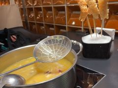 -鲜入唯煮·港式海鲜牛肉火锅(金宝街店)