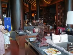 -时光吧·大堂吧·丽江和府洲际度假酒店