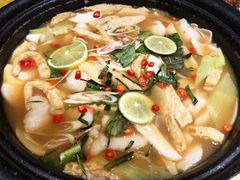 顺化皇家酸汤鱼-米纸越南小馆(金鹰世界店)