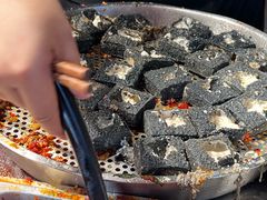 -黑色经典臭豆腐·湖南特产(步行街店)