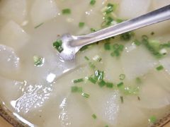 -富正毅三下锅·湘西韵味(天门山索道店)