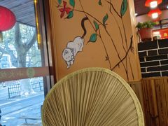 -小火炕铁锅炖鱼