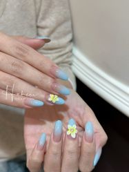 -花岐款式专研健康美甲沙龙