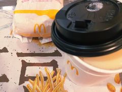 -麦当劳(宝山大厦店)