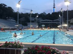 -越秀山游泳场
