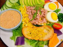 -丽莎沙拉轻食餐厅(国贸店)