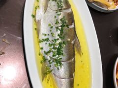 -荷塘秋月·本帮江浙菜(国权路店)