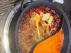 -冯校长老火锅(中联广场店)