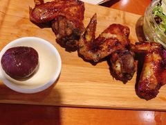 蜂蜜烤鸡翅HoneyWings-布拉格餐厅· 中欧捷克菜(全国首店)