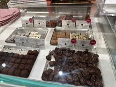 -VENCHI 闻绮(北京国贸商城店)