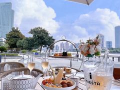 -MONICH牛排融合餐厅(和义大道购物中心店)