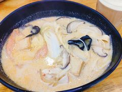 -杨光辉麻辣烫(华侨城商业中心店)