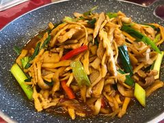 -侬佳蒸菜馆(听潮店)