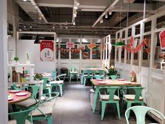 大堂-小雅木姜子烤鸡·贵州菜(鸿通城店)