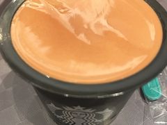 -星巴克臻选(南京金茂览秀城店)