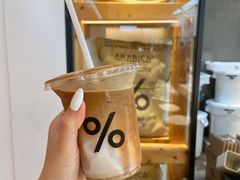 拿铁-% Arabica阿拉比卡咖啡(武康路店)