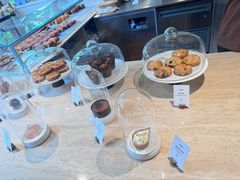 -VERIE BAKEHOUSE