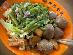 -同济大学本部学苑饮食广场