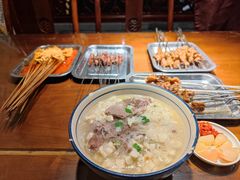 -老兰家传统烧烤炒菜泡馍(小南门店)