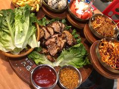 -肥肥虾庄·金牌油焖大虾(杨园滨江时代walk店)