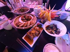 -粉墨特色菜·烧烤音乐酒馆
