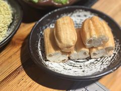 -湊湊火锅·茶憩(南京东路悦荟店)