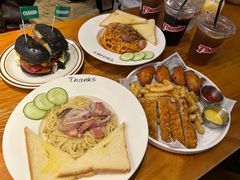 -Thanks美式餐厅(汉堡咖啡店)