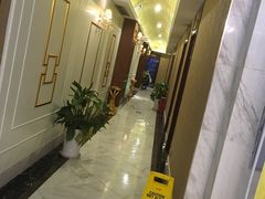 -尚足影院式足疗·住宿·美食(解放碑店)