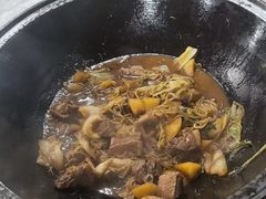 -粘豆包柴火铁锅炖