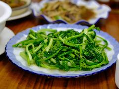 -始兴县农家小院餐馆