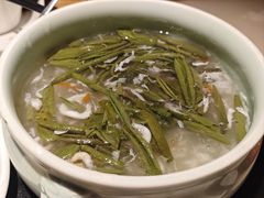 莼菜银鱼羹-吴越荣记苏州菜·松鼠桂鱼(月光码头店)